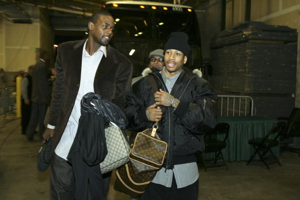 他的防线回 他的防线回